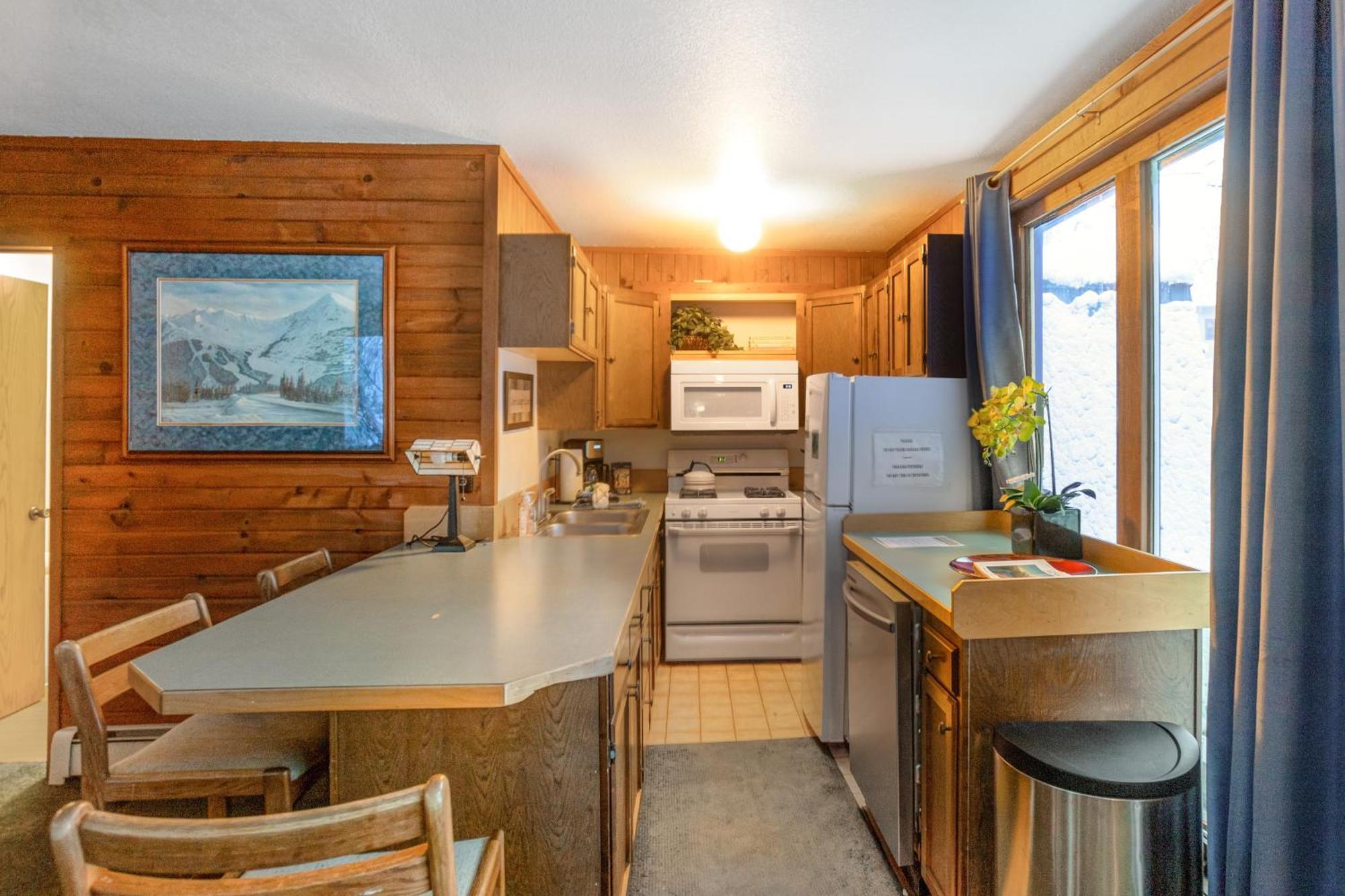 Darwin'S Apartment Girdwood Ngoại thất bức ảnh